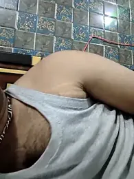 BeardKingo webcam stripchat model stream image