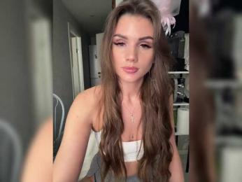 SweetyMia webcam model stream image