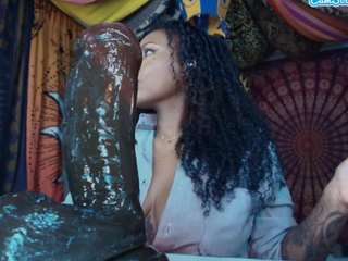 elizagrey webcam model stream image