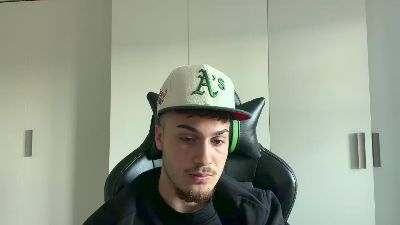 Hank_04 webcam cam4 model stream image