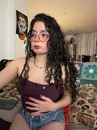 Antoniart_ webcam model stream image