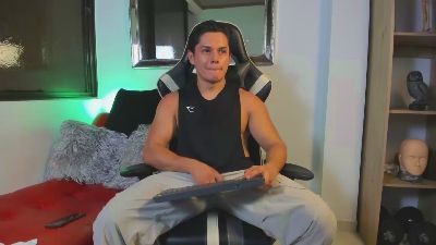 Julian_wallace webcam model stream image