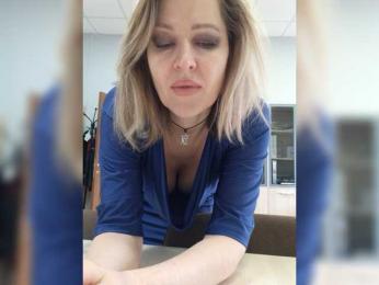 LagoonJoy webcam bongacams model stream image