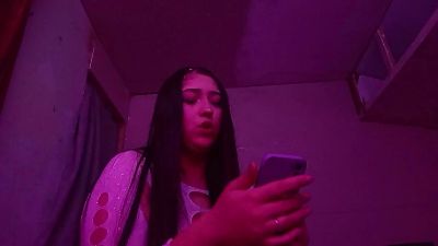 _____19 webcam cam4 model stream image