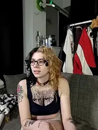 whatevaandissues webcam stripchat model stream image