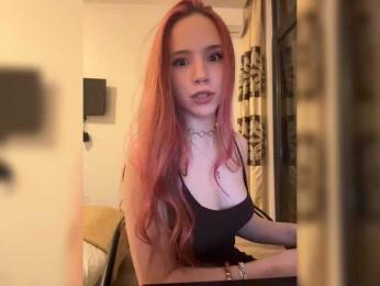 CatrineDeMeow webcam model stream image