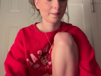 fantasyella webcam model stream image