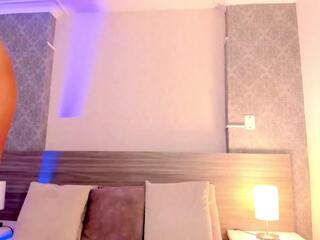 Mistyc Colis webcam model stream image