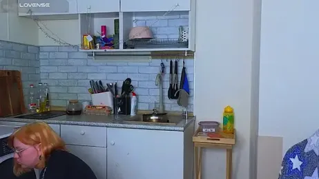 soft_focus webcam model stream image