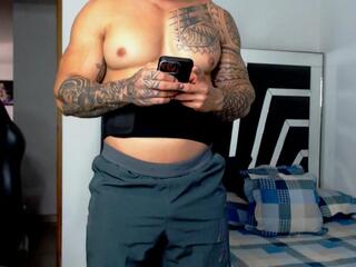 Noah Harris webcam model stream image