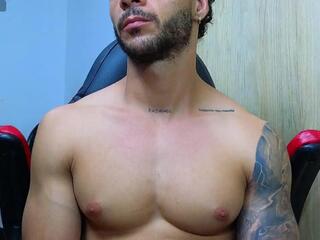 Ethan G webcam model stream image