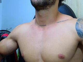 Ethan G webcam model stream image