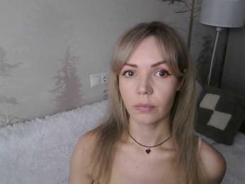 Red_Rose_98 webcam model stream image