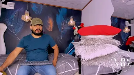 MichaelBear_ webcam model stream image