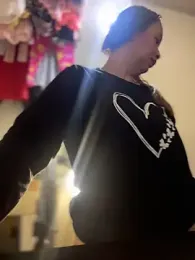 Emiily_lee webcam stripchat model stream image