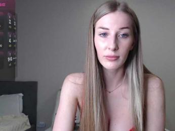 crushgirl webcam model stream image