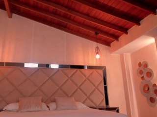 meganwest webcam camsoda model stream image