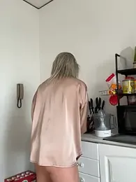 petrouchkaaa_ webcam model stream image