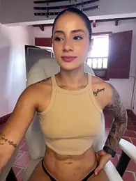 Ale_Lewis webcam model stream image