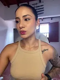 Ale_Lewis webcam model stream image