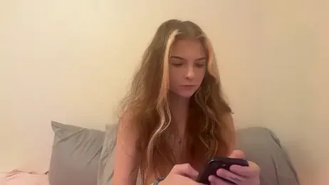 kykybaby4444 webcam stripchat model stream image