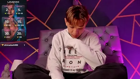 Lian_Miller1_ webcam model stream image