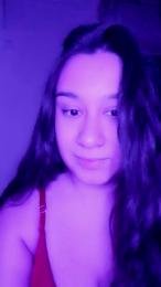 Veruzkahell webcam model stream image