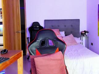 Robert Torres webcam model stream image