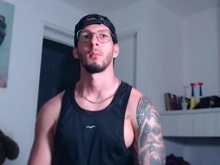 Andrew Mathews webcam model stream image