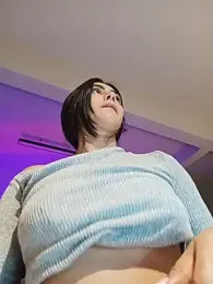 Sara-215 webcam stripchat model stream image