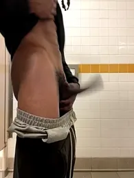 sneakylink13__ webcam model stream image