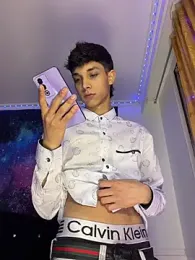 RoughDiamond_ webcam stripchat model stream image