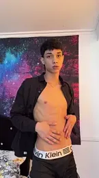 RoughDiamond_ webcam model stream image