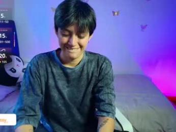 naty_lux19 webcam chaturbate model stream image