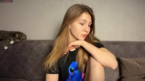 LovelyKatea webcam model stream image