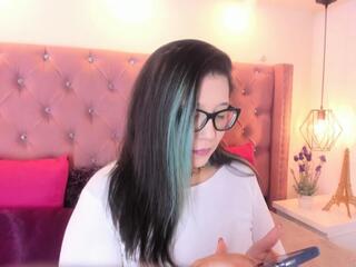 Monika Ortiz webcam model stream image