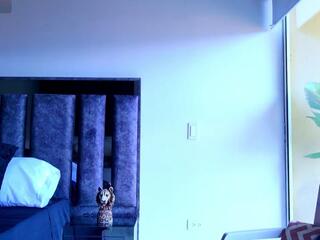 Dion Seans webcam model stream image