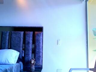 Dion Seans webcam model stream image