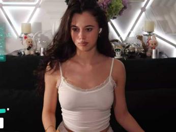 Taanni webcam bongacams model stream image