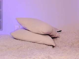 powergirl webcam model stream image