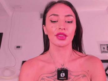 LunaMystyque webcam model stream image