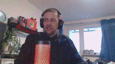 Lienlingsidiot webcam model stream image