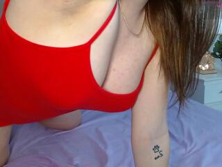 Gwen Drew webcam model stream image