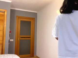 wildatebar webcam model stream image