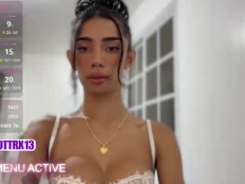 trixieemerald webcam chaturbate model stream image