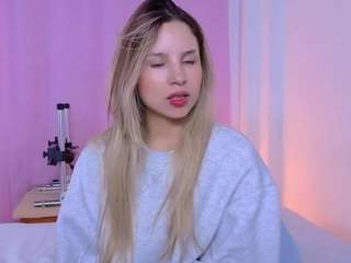 vaiolet-rose webcam camsoda model stream image