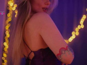 D_i_aM webcam bongacams model stream image