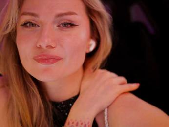 D_i_aM webcam bongacams model stream image