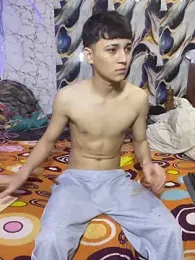 Artursmith webcam model stream image