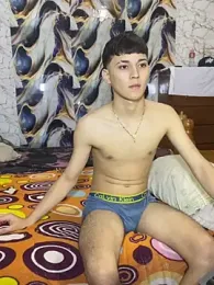 Artursmith webcam model stream image